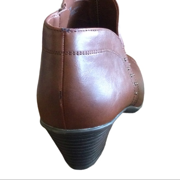 Easy Street Peep Toe Side Zip Brown Booties 7.5W - Picture 7 of 10